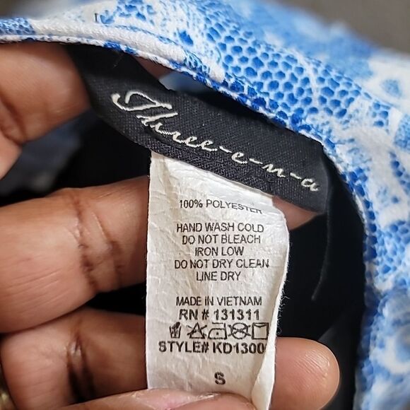 Three Ena Blue and White Sleeveless Floral Print Dress Sz Small - Picture 8 of 8